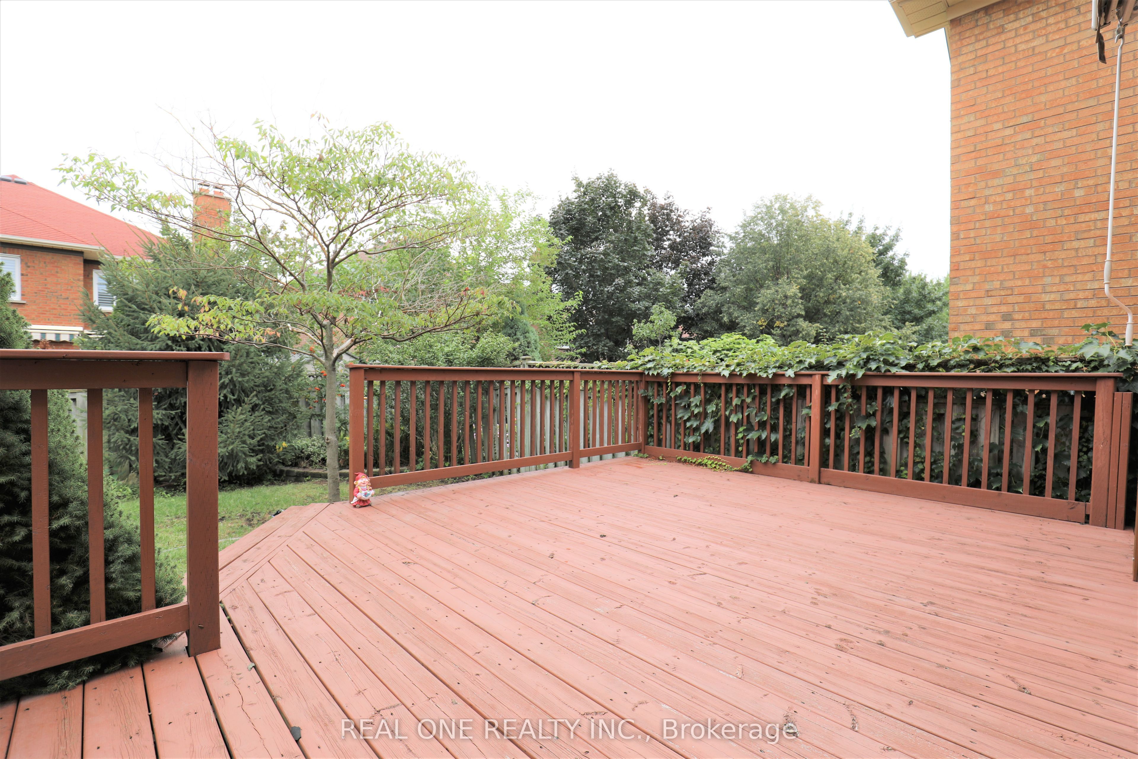 5650 Haddon Hall Road Property Photo 22