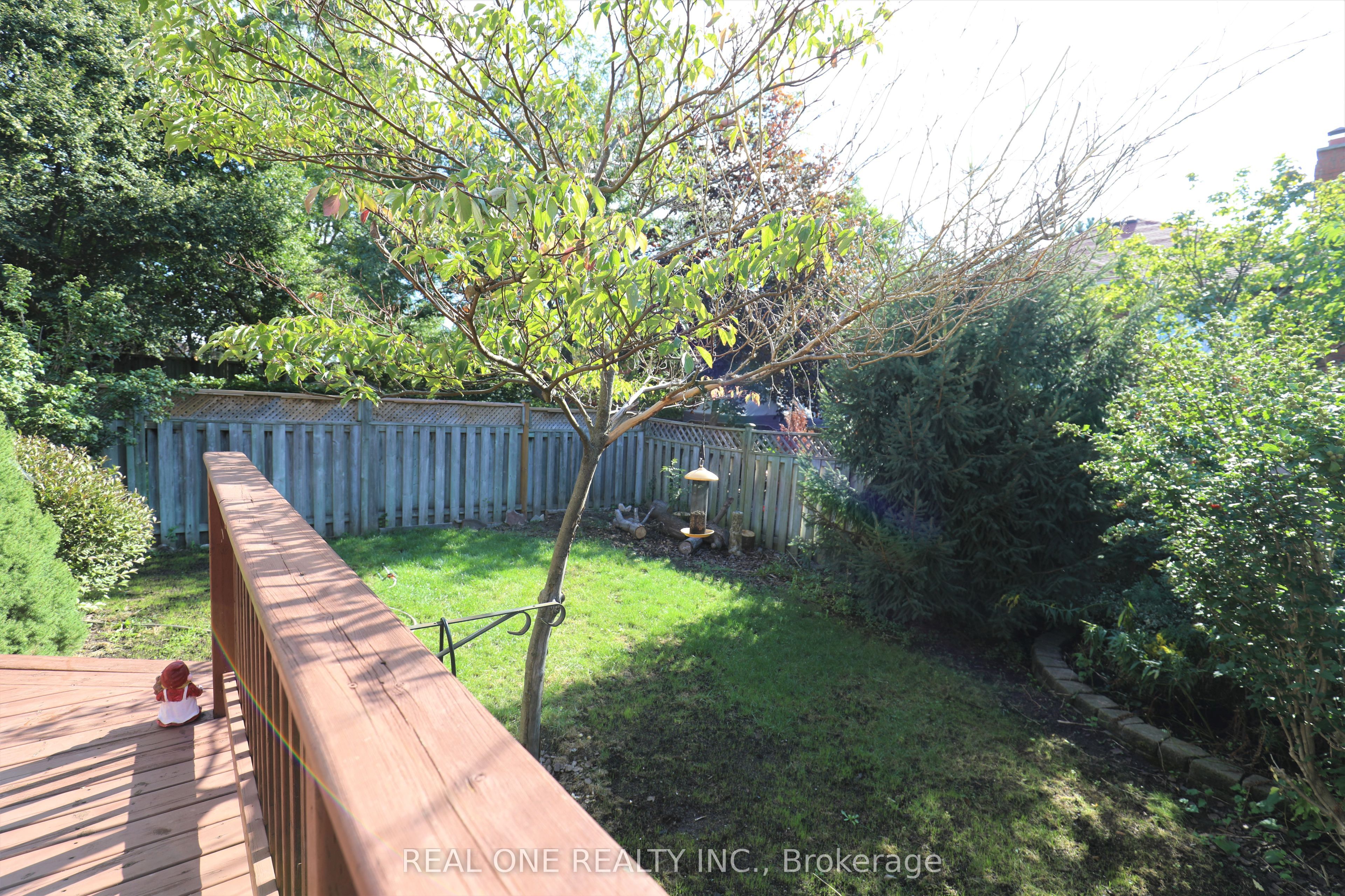 5650 Haddon Hall Road Property Photo 23