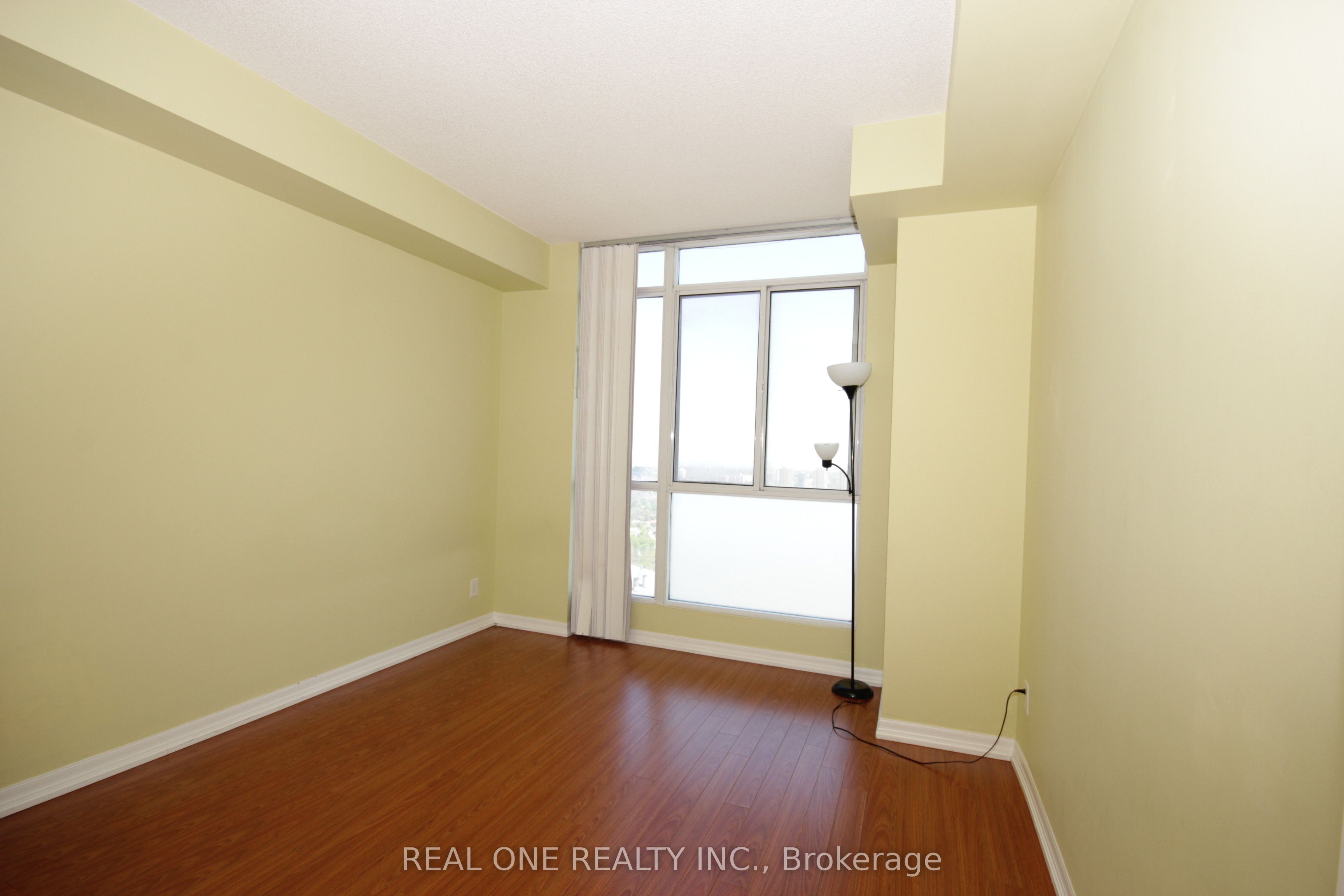 #2110 - 225 Webb Drive Property Photo 10