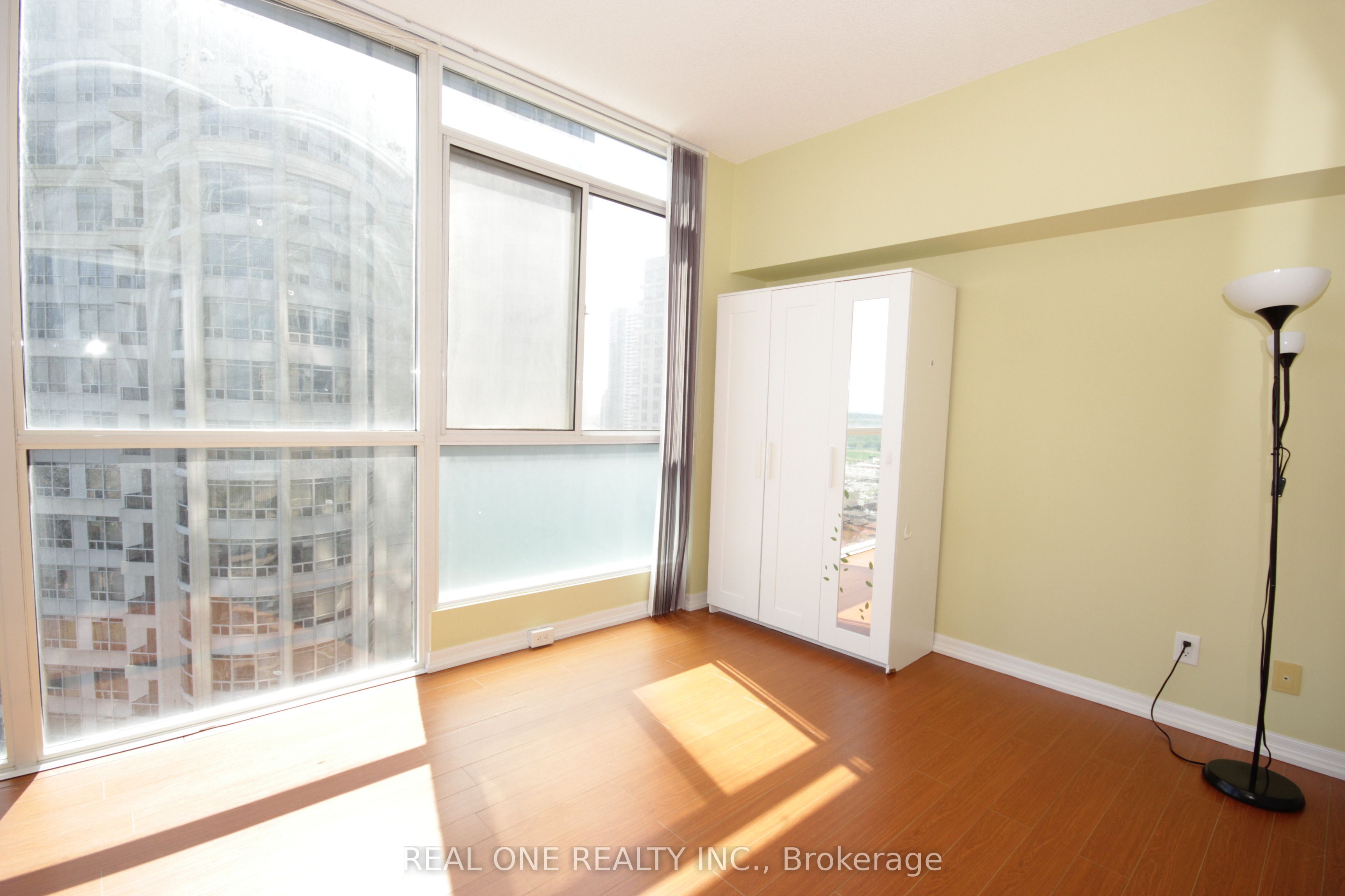 #2110 - 225 Webb Drive Property Photo 13