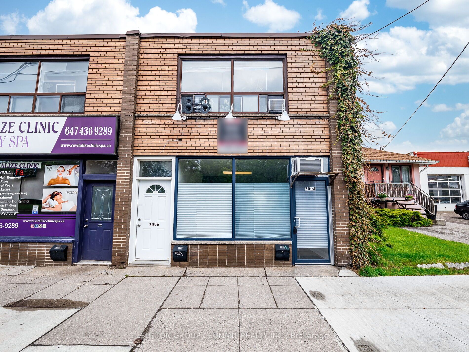 3094-3096 LAKE SHORE Boulevard Property Photo 1