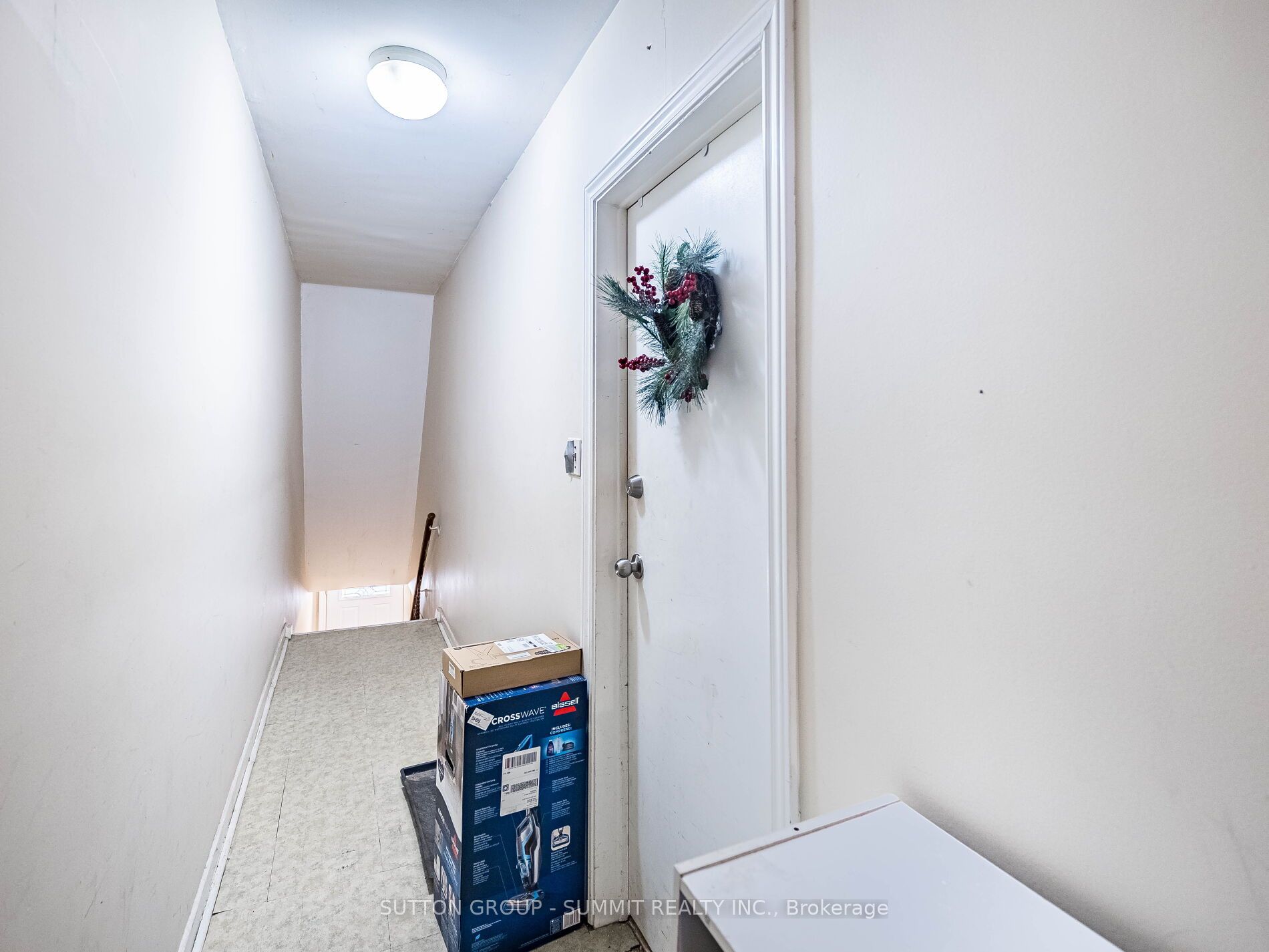3094-3096 Lake Shore Boulevard Property Photo 19