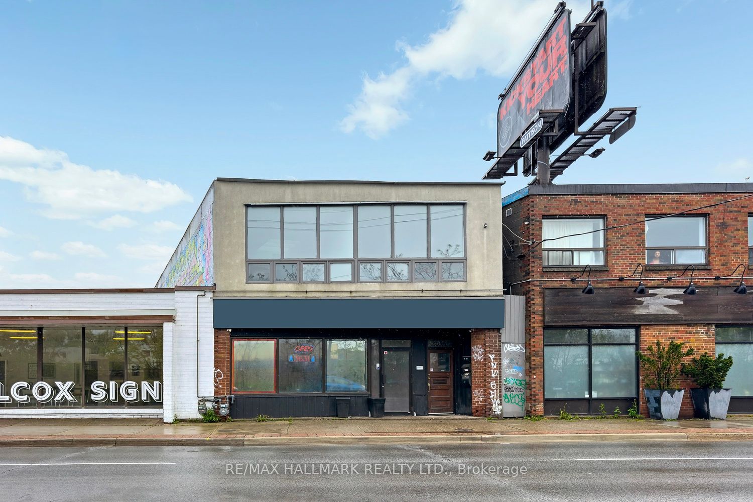 3631 Dundas Street Property Photo 15