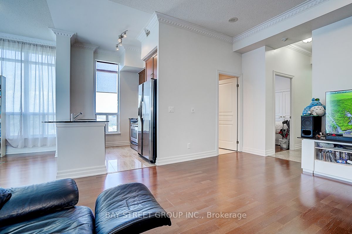 2083 Lake Shore Boulevard W Lph14 Property Photo 20