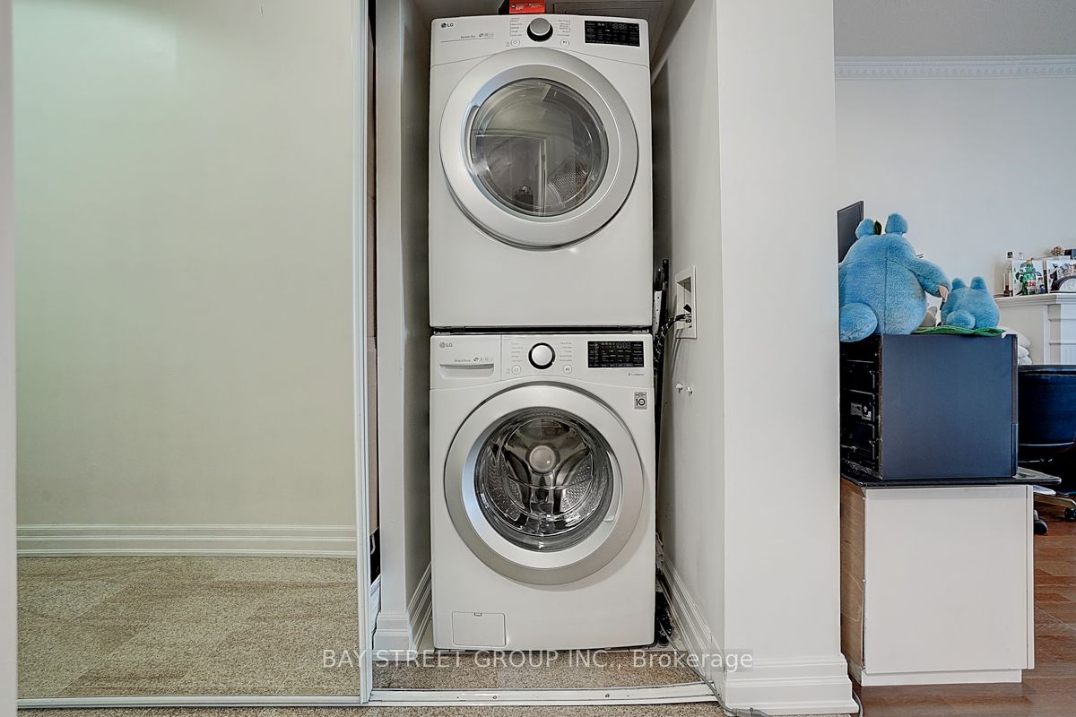 2083 Lake Shore Boulevard W Lph14 Property Photo 27