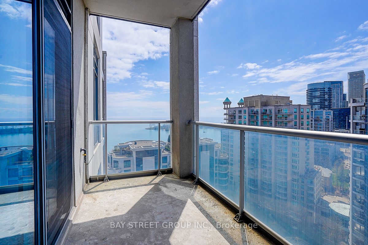 2083 Lake Shore Boulevard W Lph14 Property Photo 28