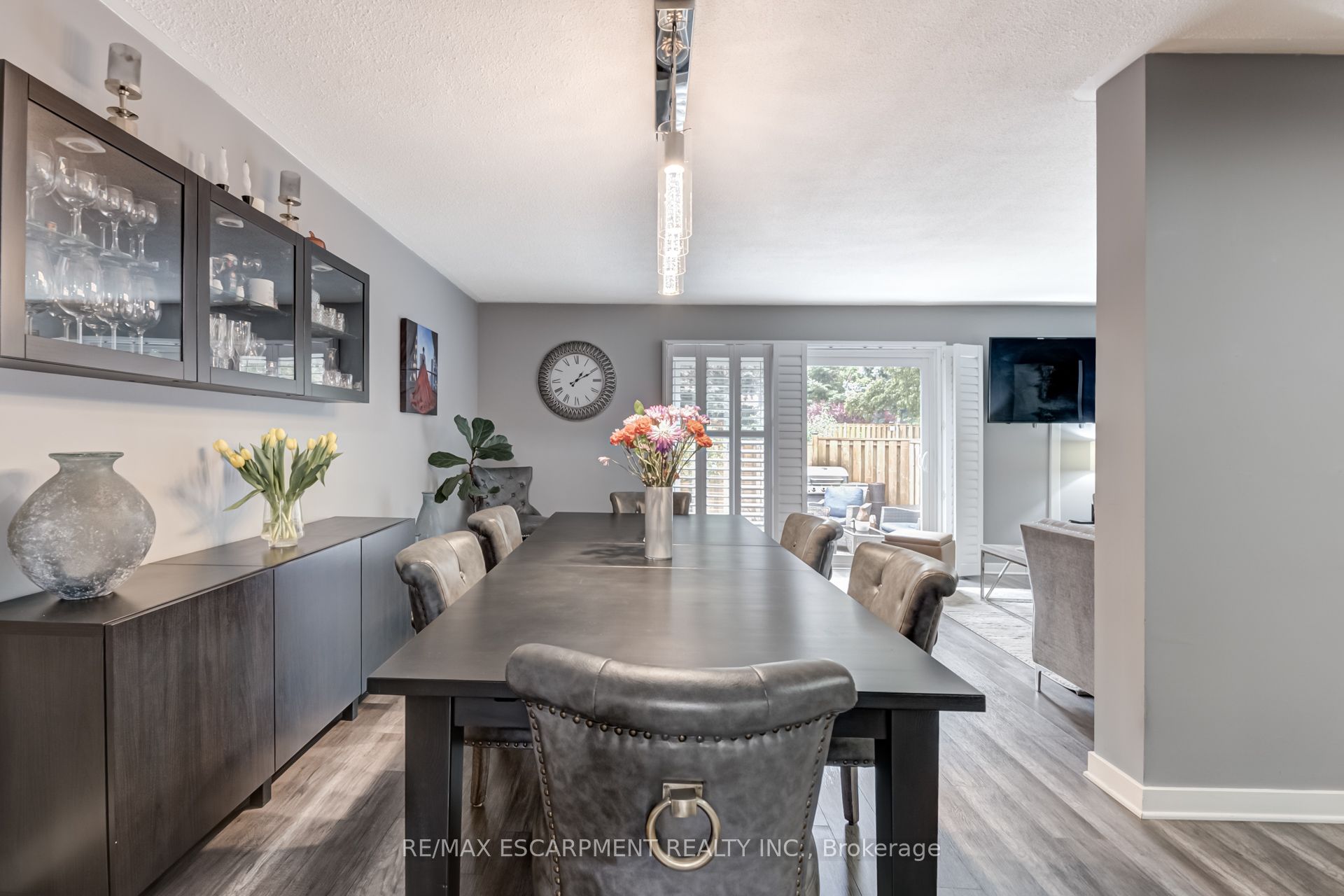 #48 - 2825 Gananoque Drive Property Photo 12