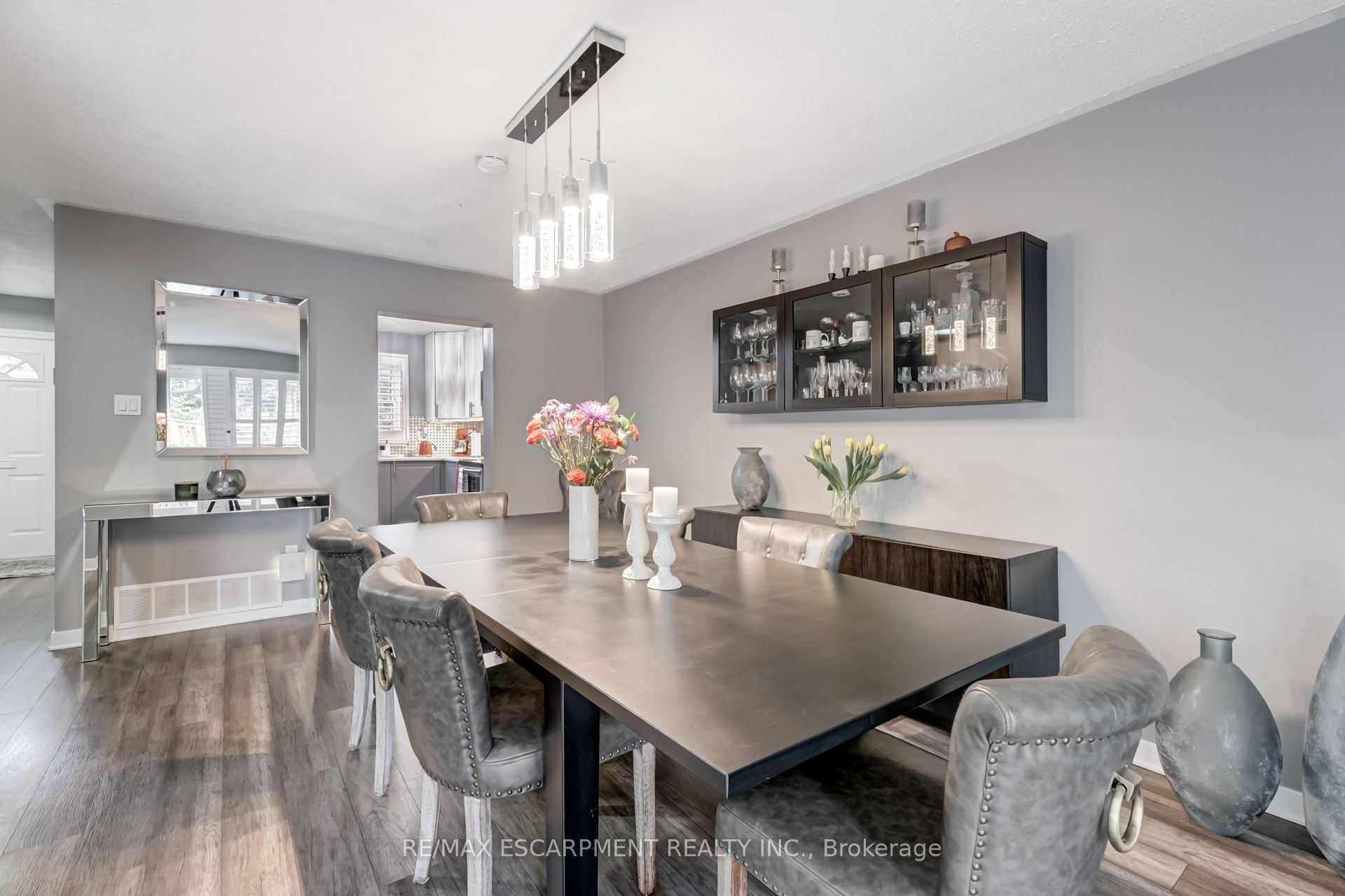#48 - 2825 Gananoque Drive Property Photo 15
