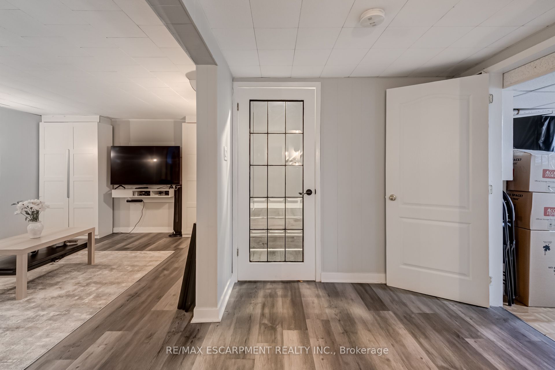 #48 - 2825 Gananoque Drive Property Photo 28
