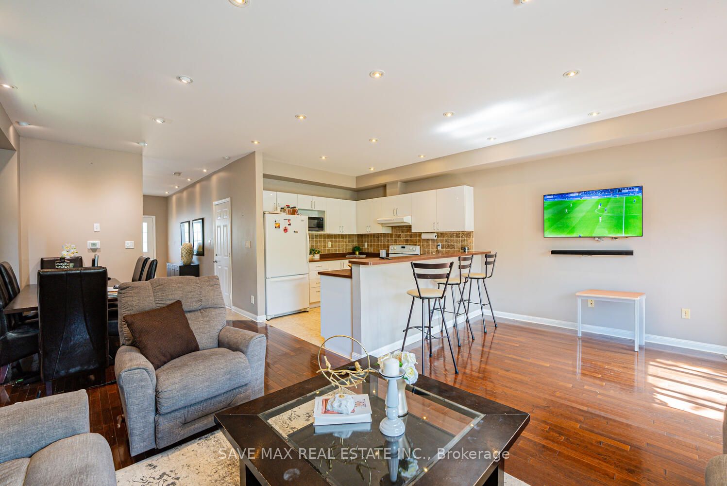#18 - 2270 Britania Road Property Photo 8