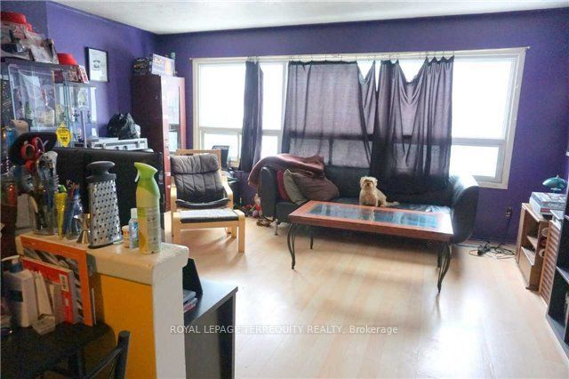 1680 St Clair Avenue Property Photo 10