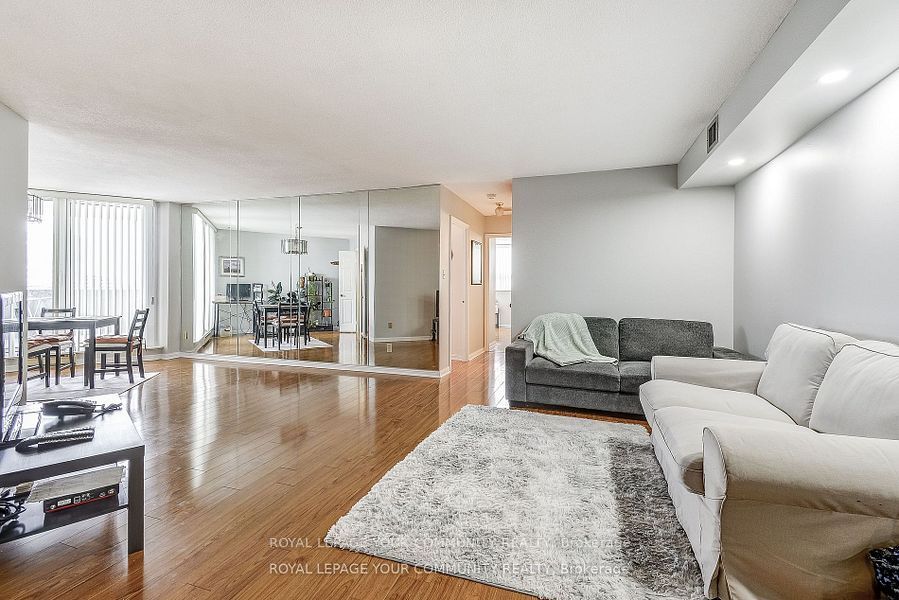 #1004 - 95 La Rose Avenue Property Photo 13