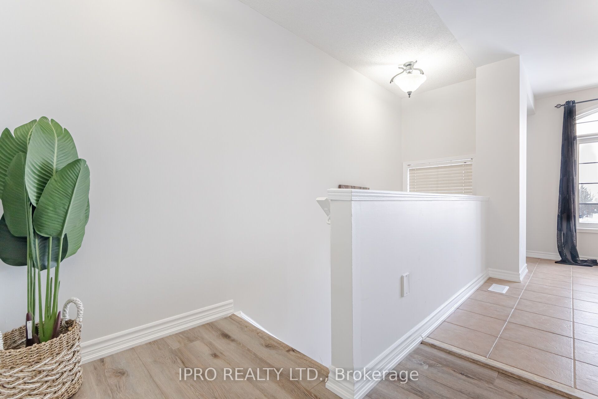 3356 Redpath Circle Property Photo 5