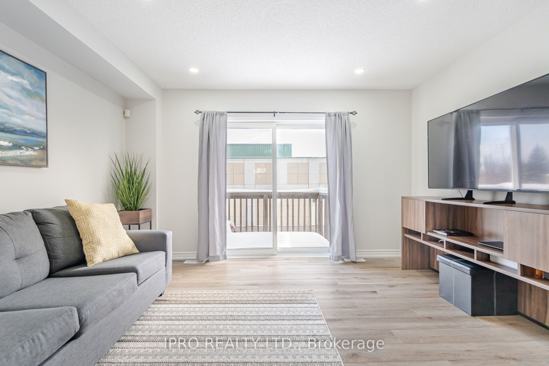 3356 Redpath Circle Property Photo 15