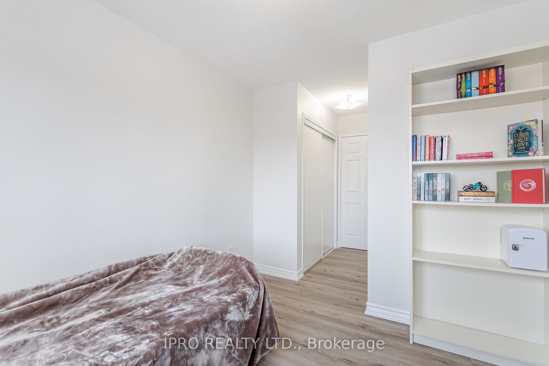 3356 Redpath Circle Property Photo 24