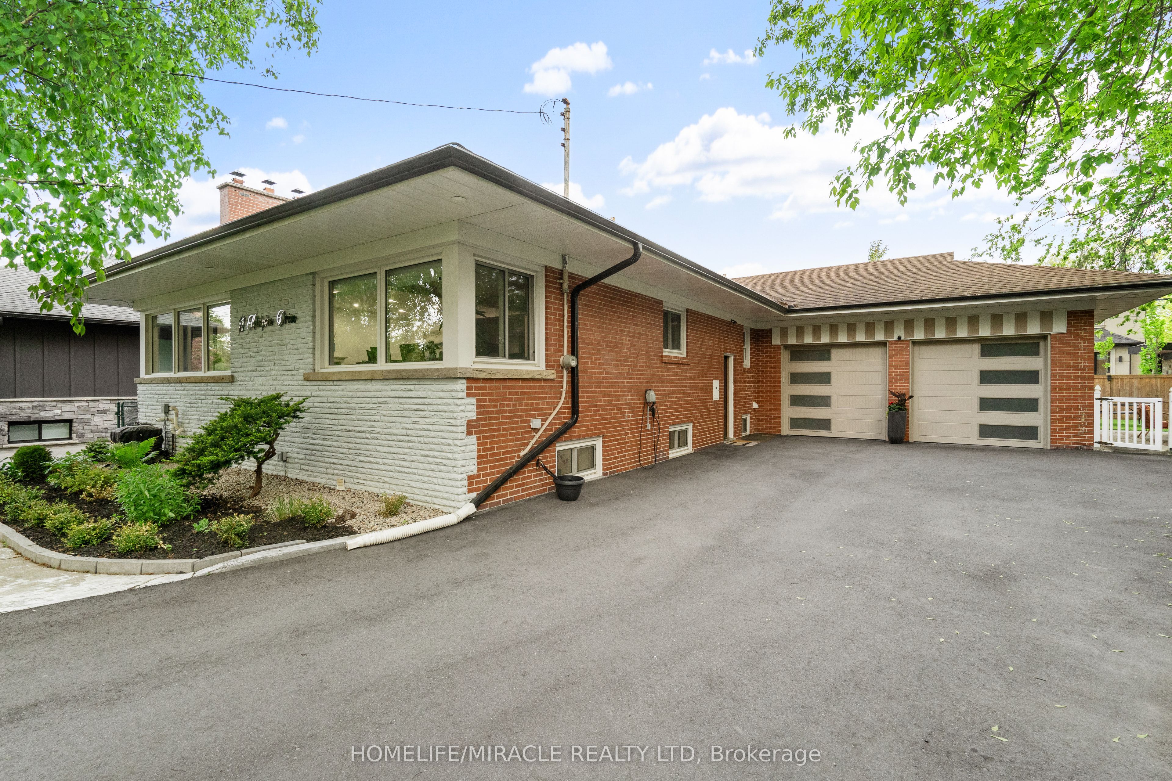 11 Adelpha Drive Property Photo 1