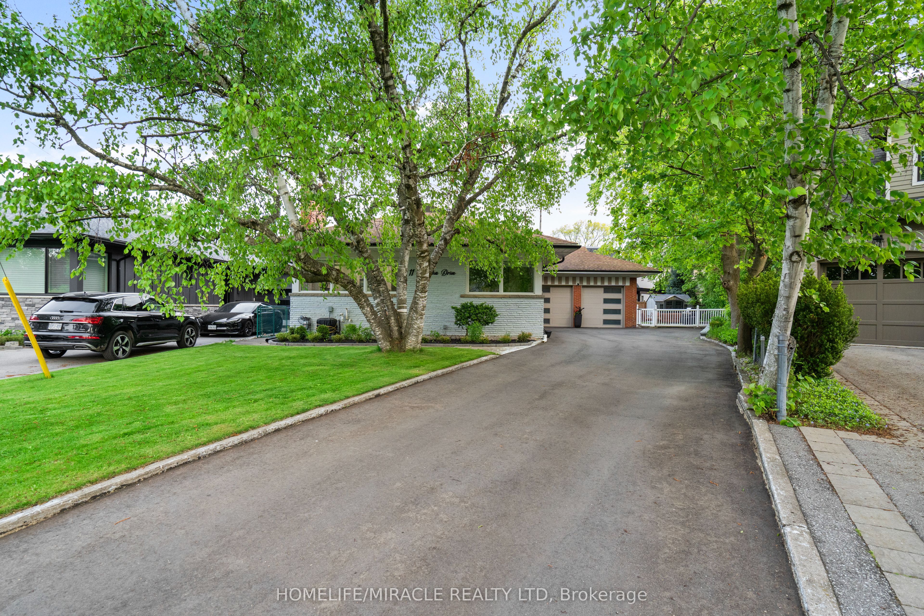 11 Adelpha Drive Property Photo 2