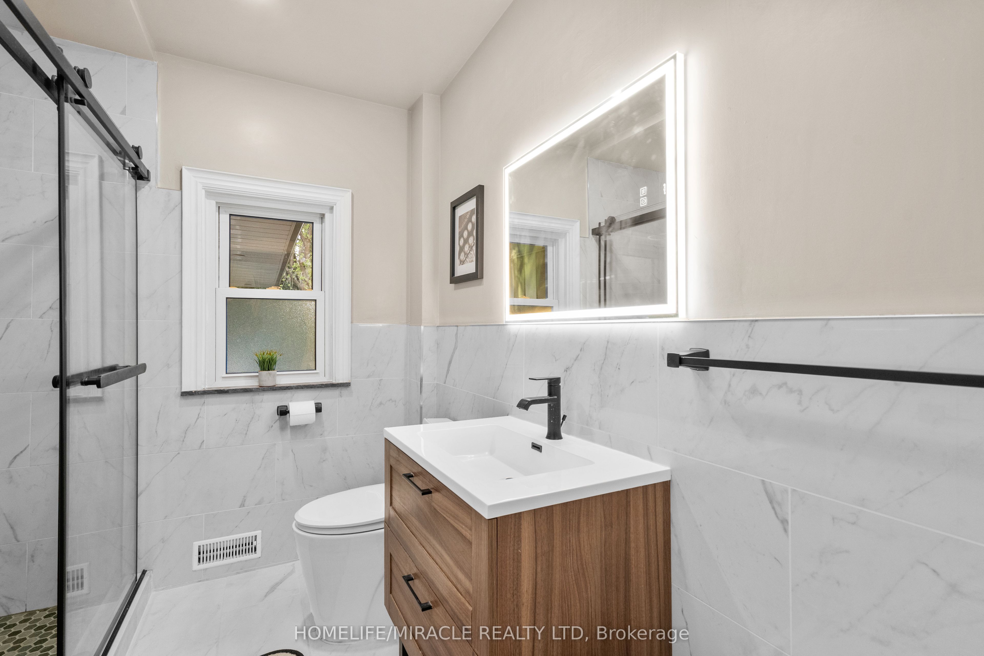 11 Adelpha Drive Property Photo 18