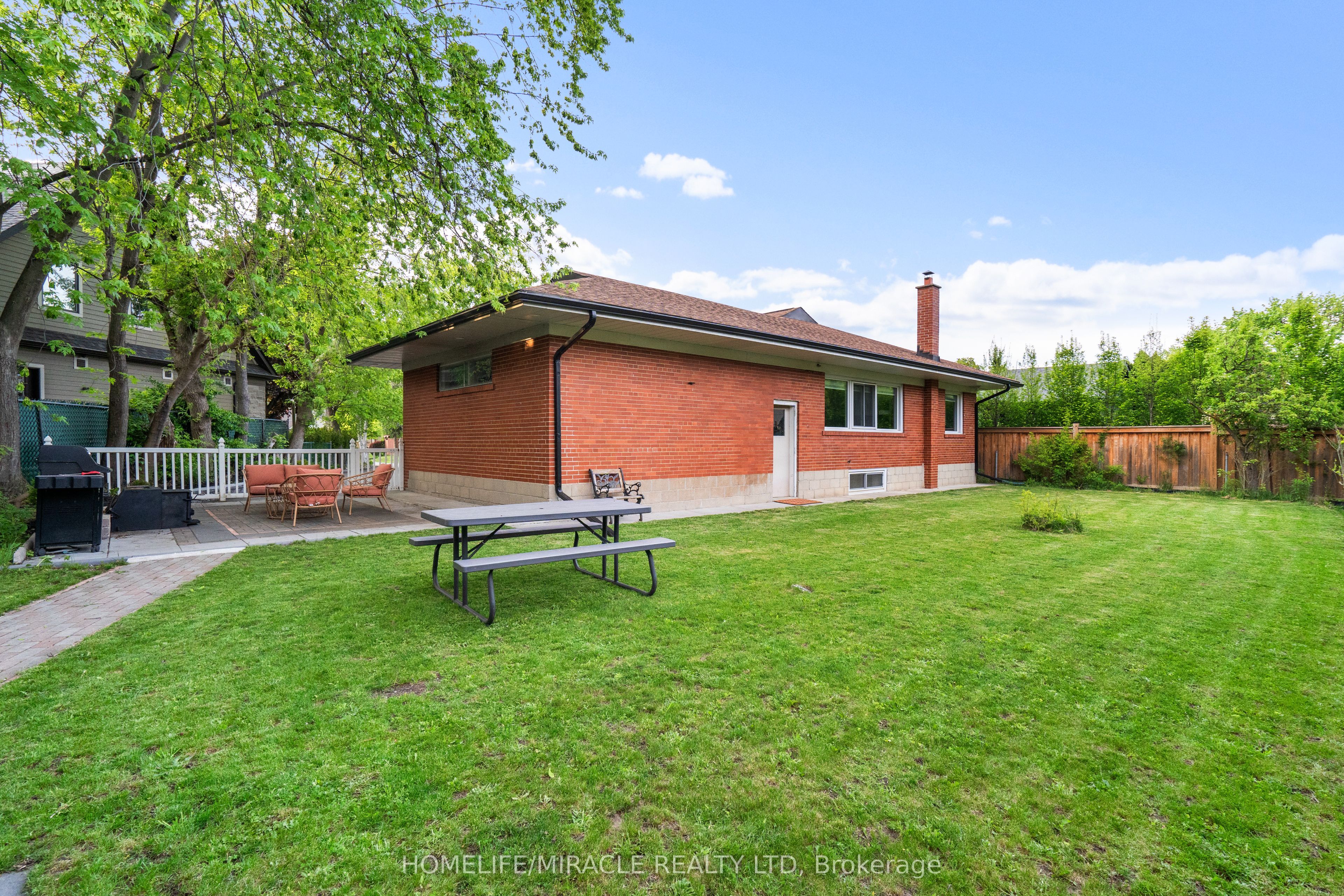 11 Adelpha Drive Property Photo 49