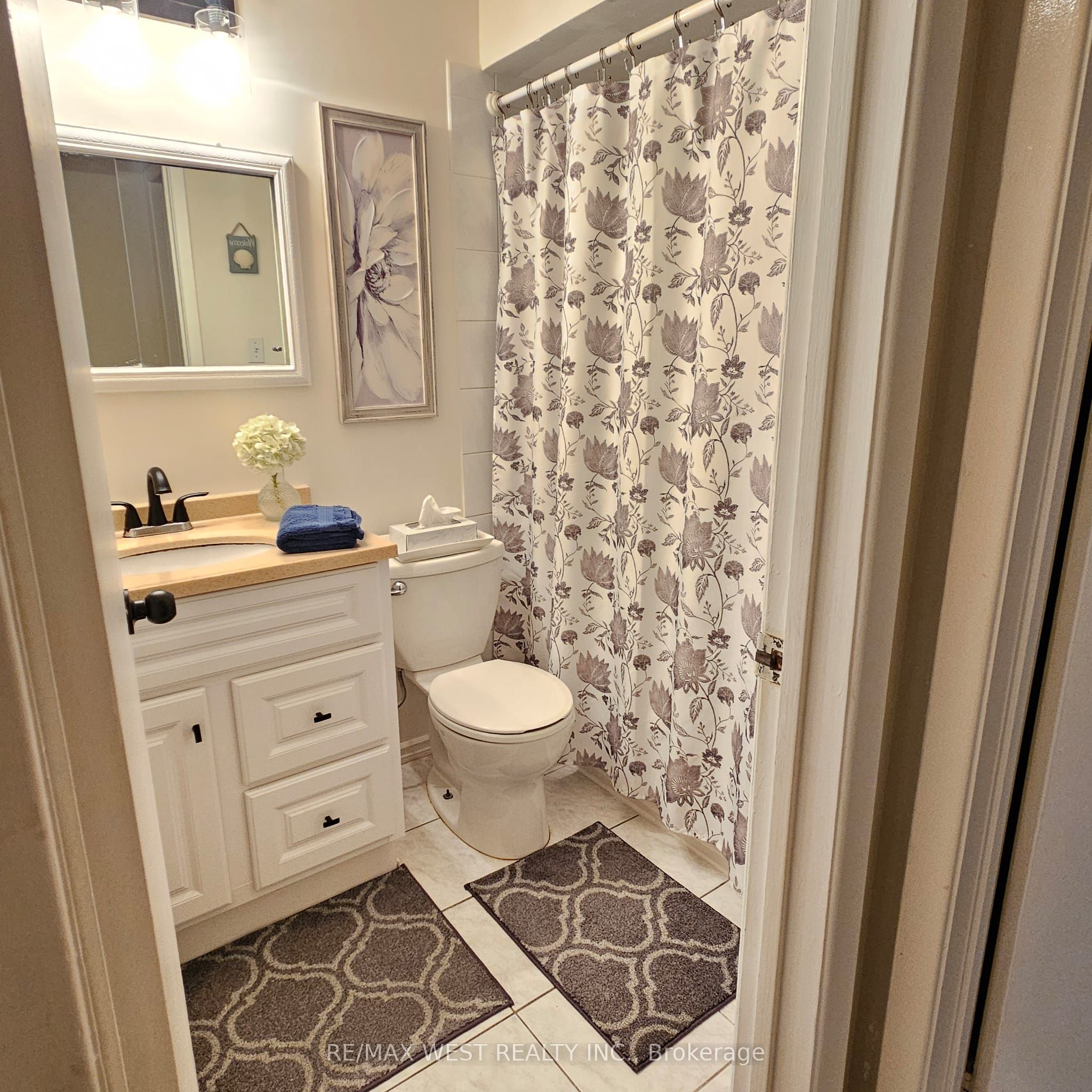#16 - 47 Lexington Avenue Property Photo 18
