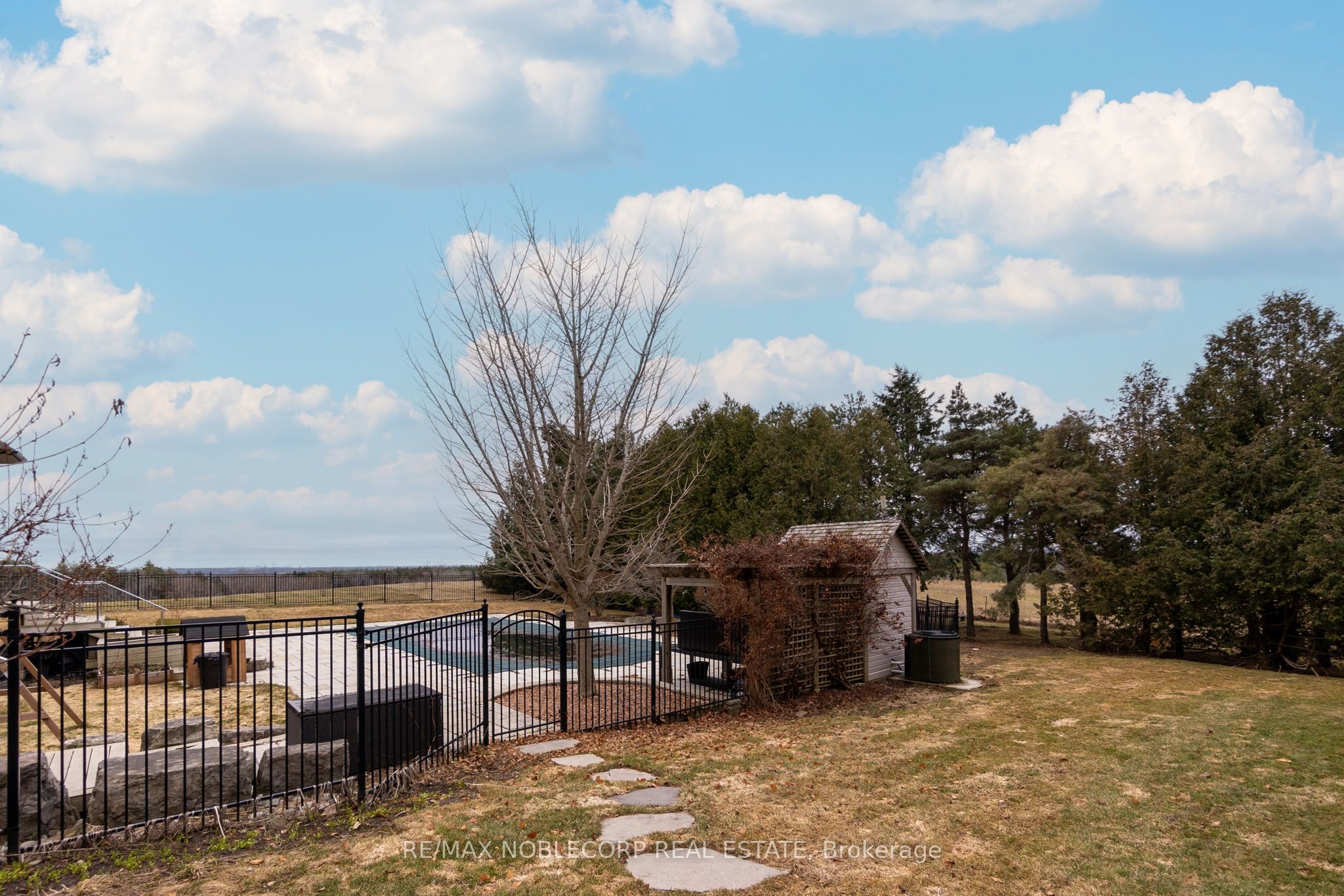 17088 Horseshoe Hill Road Property Photo 45