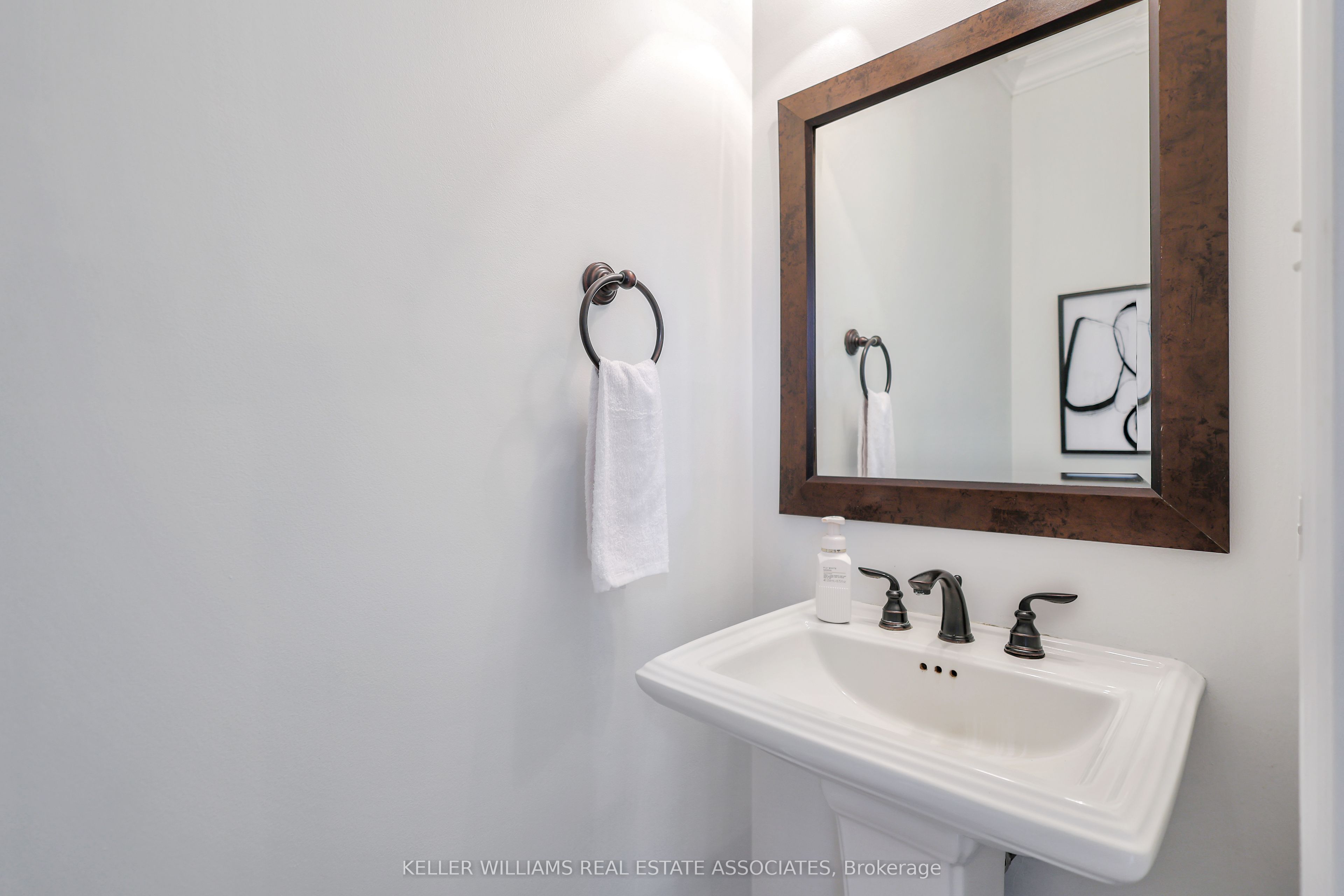 15 Johnson Crescent Property Photo 10