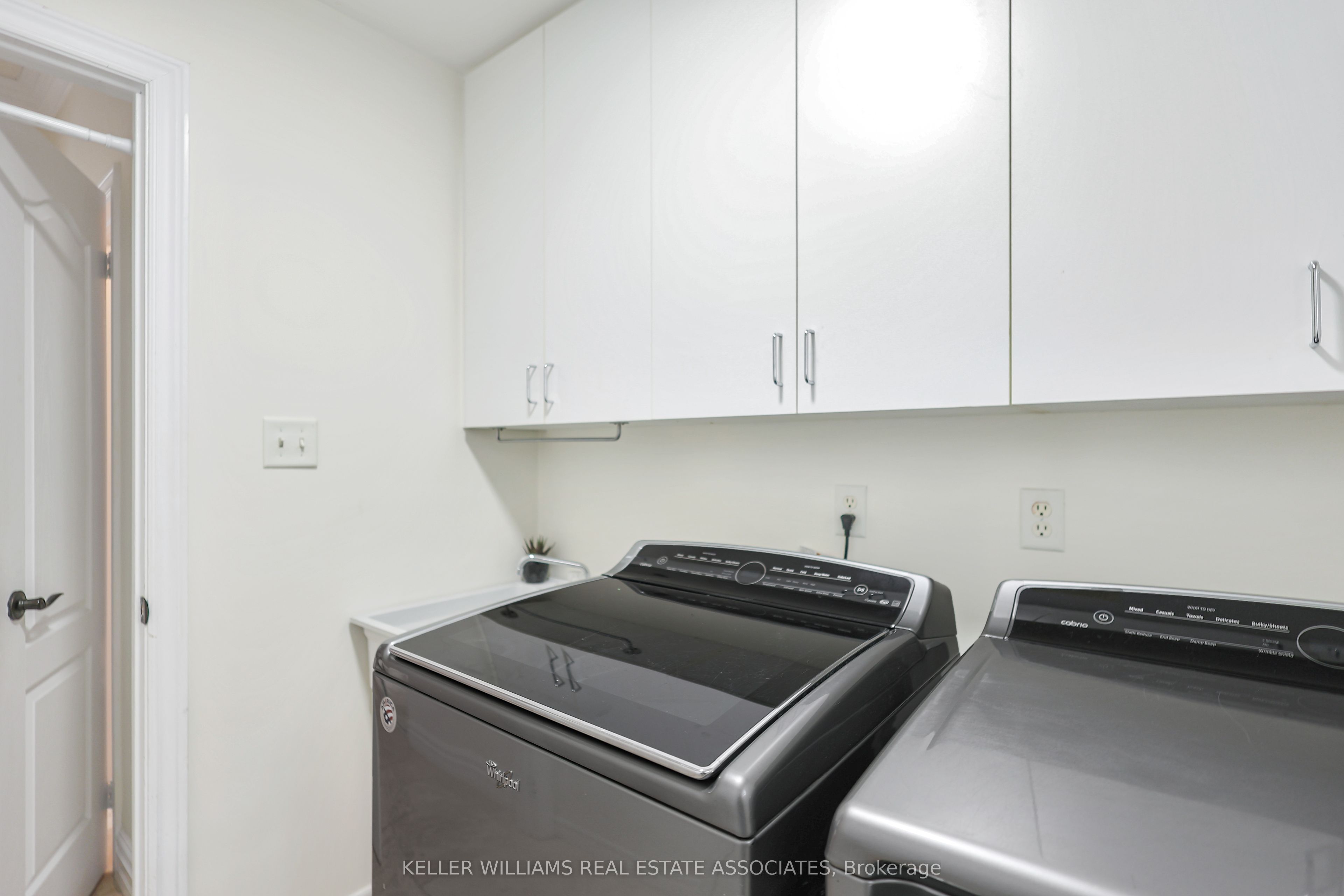 15 Johnson Crescent Property Photo 11