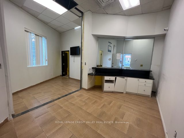 1625 Albion Road 105c Property Photo 15