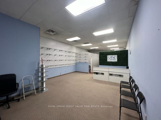 #106 - 1625 Albion Road Property Photo 8