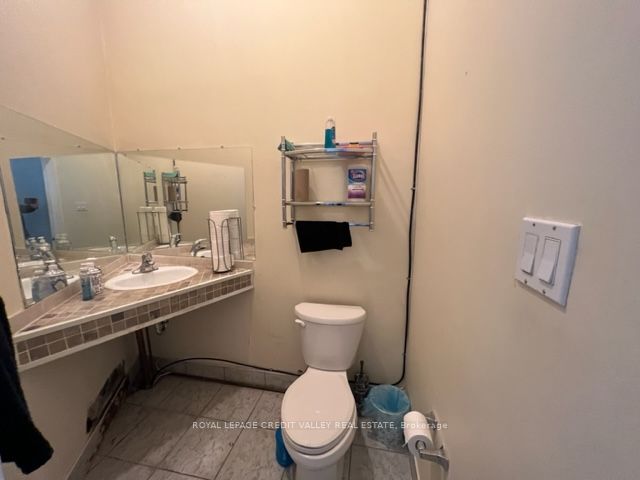 #106 - 1625 Albion Road Property Photo 12