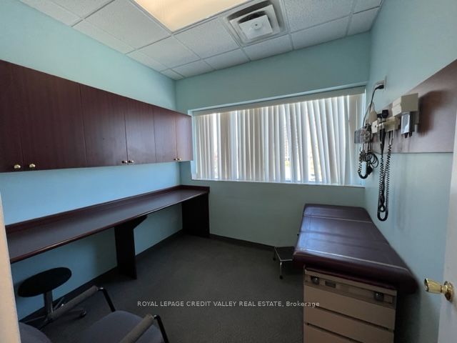 #202 - 1625 Albion Road Property Photo 13