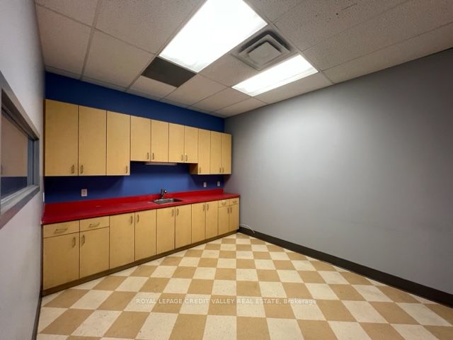 #204 - 1625 Albion Road Property Photo 15