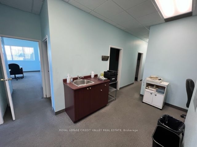 #202a - 1625 Albion Road Property Photo 14