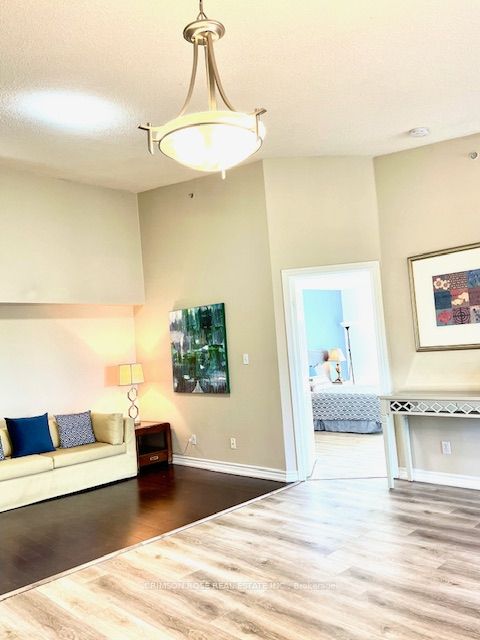 #410 - 1480 Bishops Gate Property Photo 6
