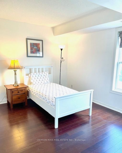 #410 - 1480 Bishops Gate Property Photo 16