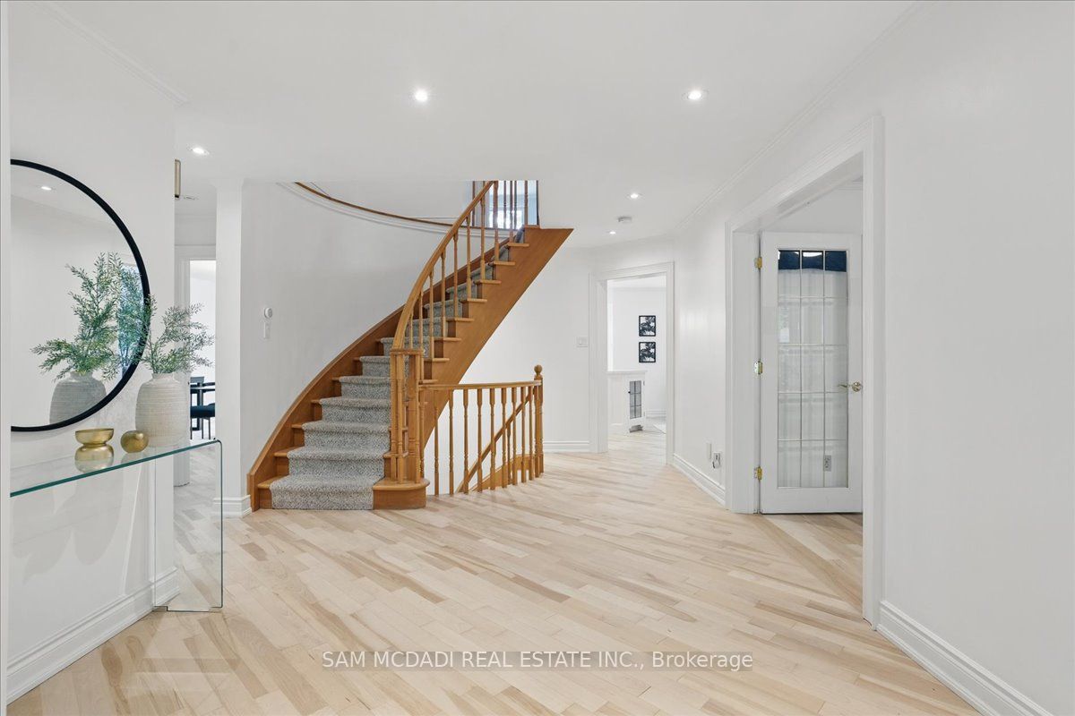 1713 Pengilley Place Property Photo 3
