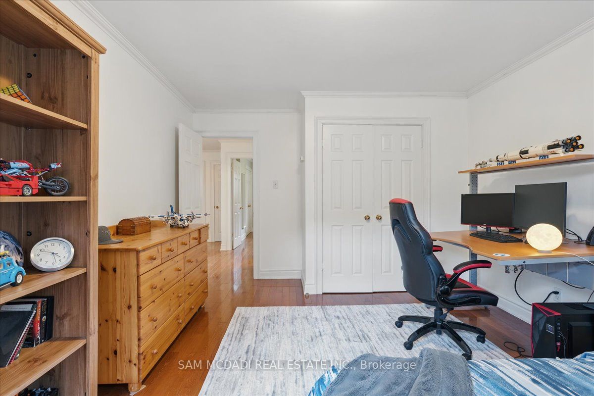 1713 Pengilley Place Property Photo 32