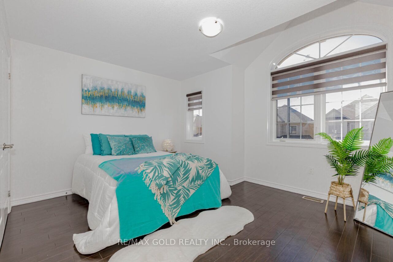 74 Bucksaw Street Property Photo 28
