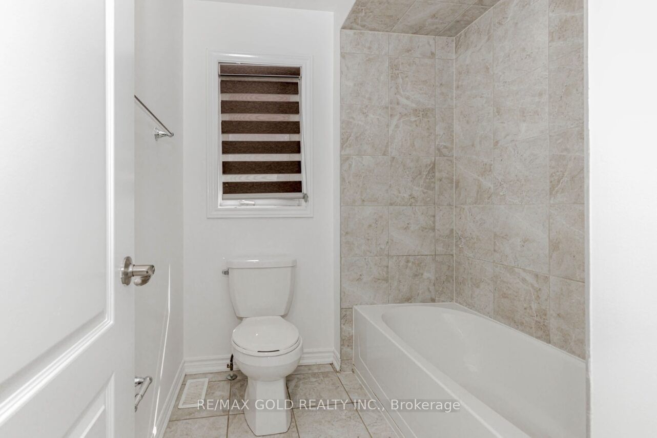 74 Bucksaw Street Property Photo 31