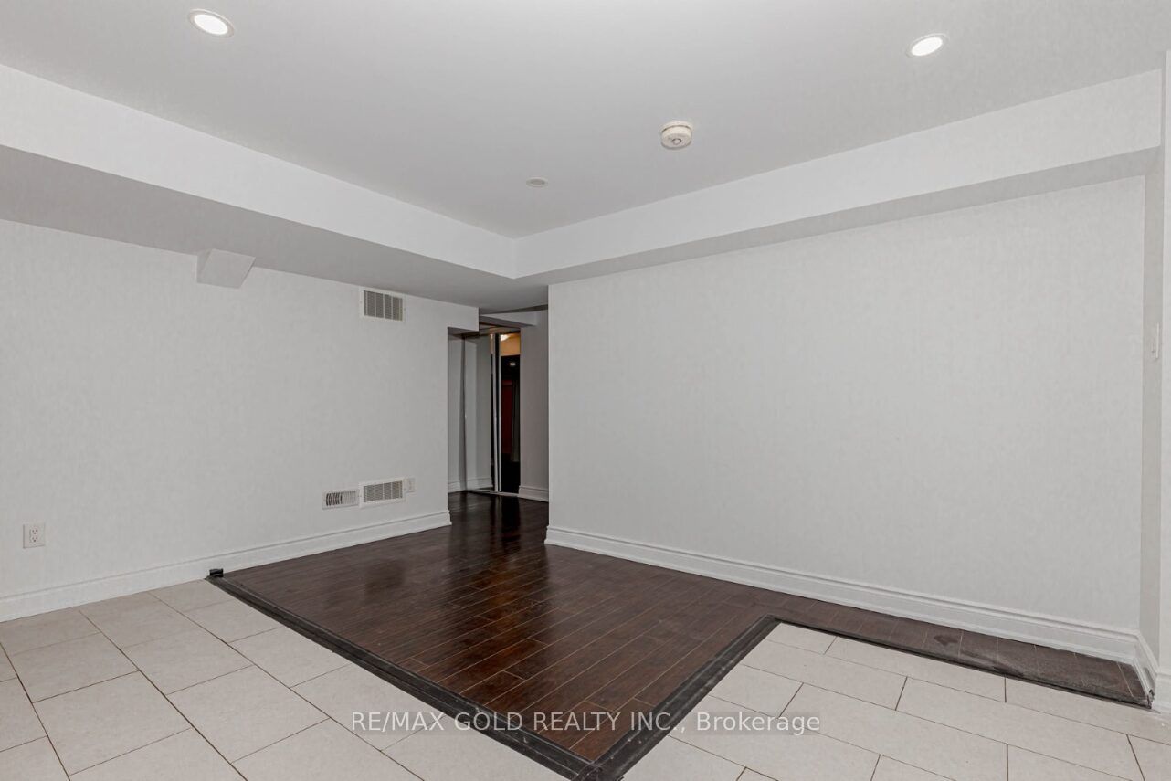 74 Bucksaw Street Property Photo 36