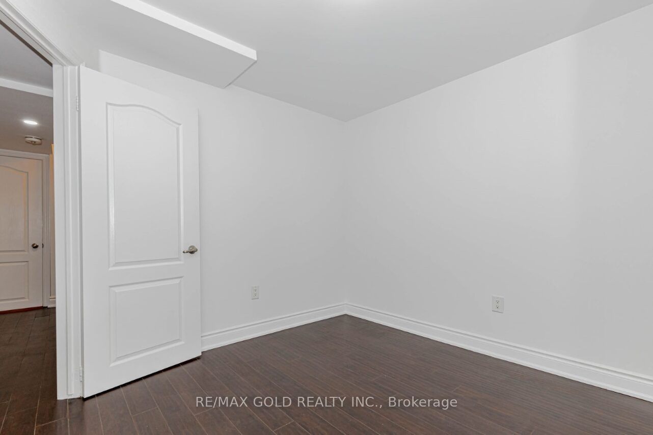 74 Bucksaw Street Property Photo 39