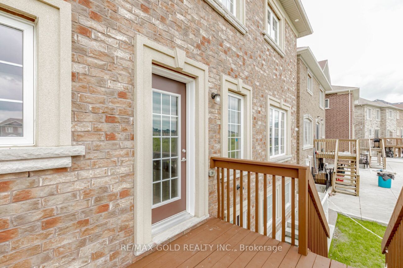 74 Bucksaw Street Property Photo 49