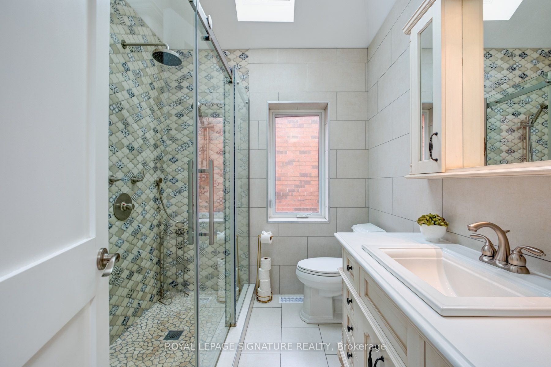 61 Sellers Avenue Property Photo 25