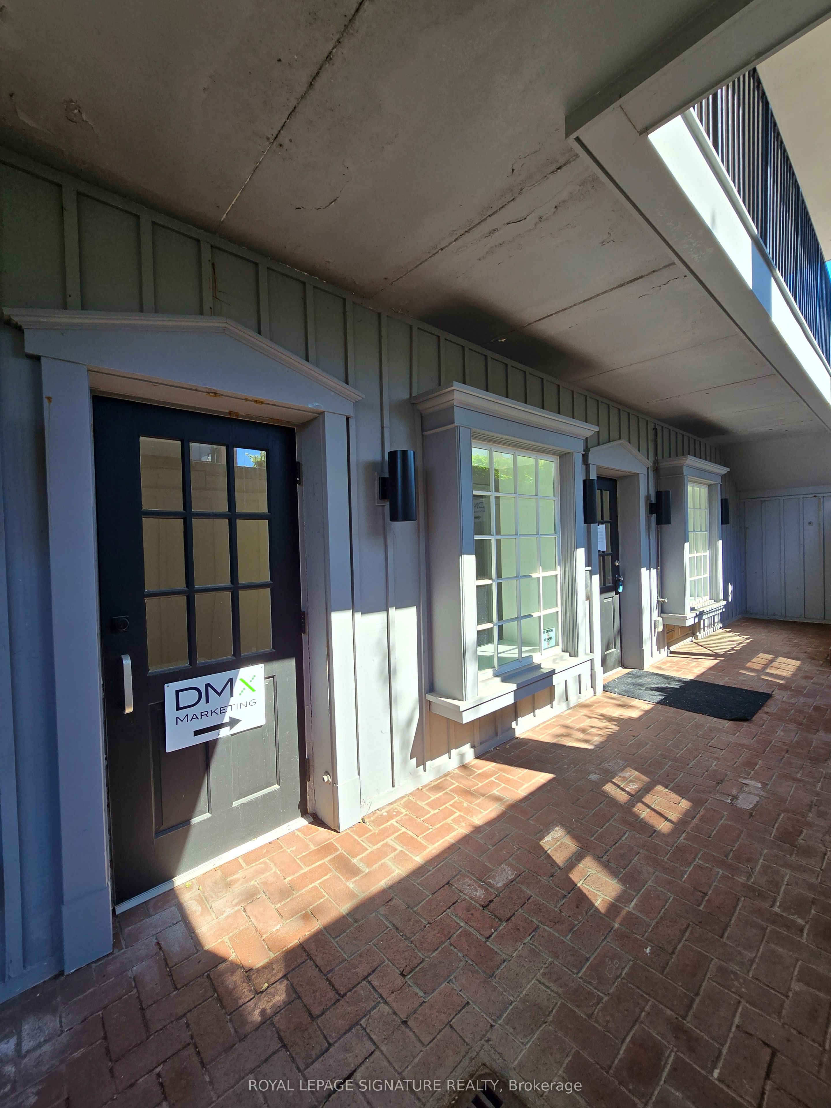 #suite 1 - 126 Trafalgar Road Property Photo 4