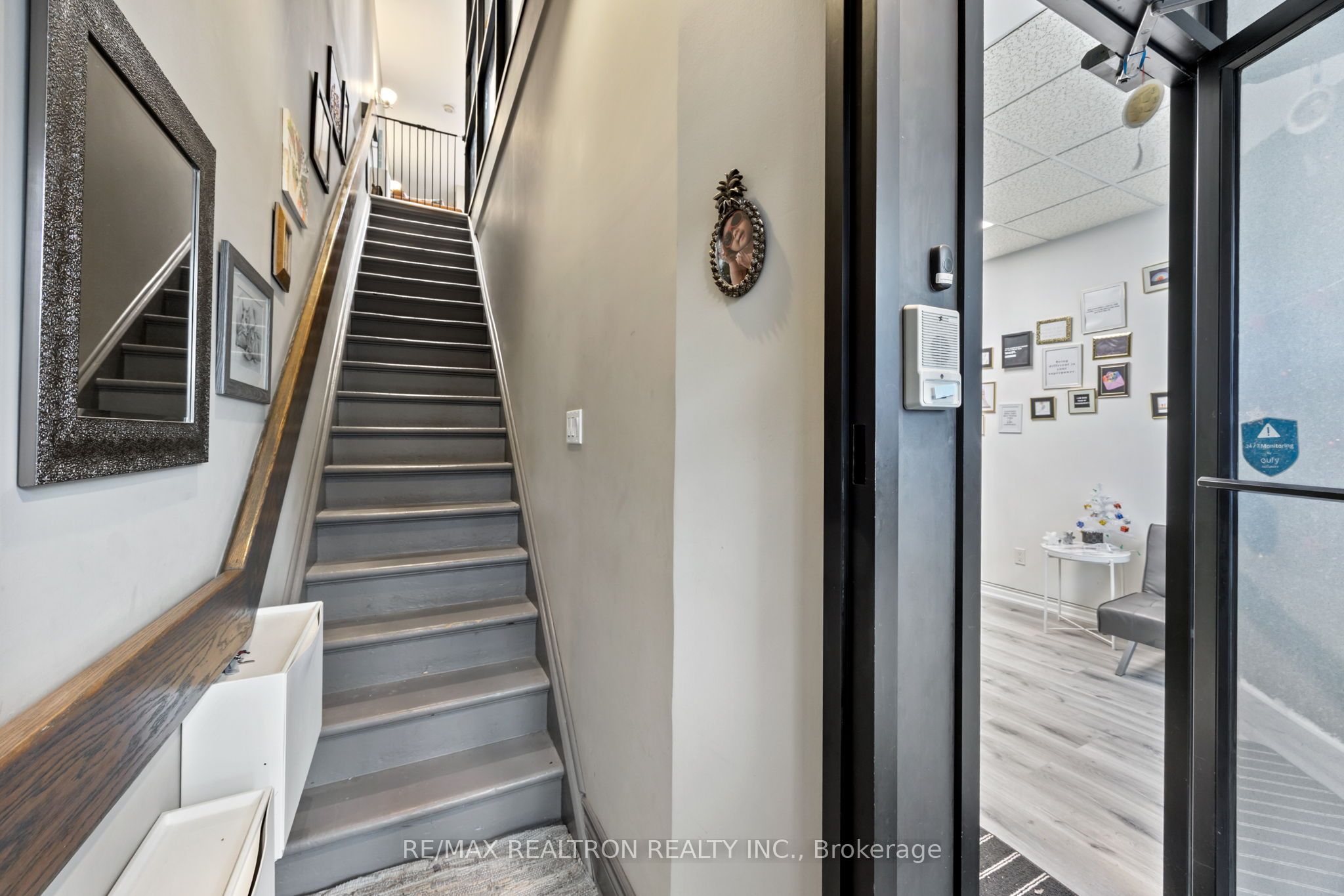 1611 Bloor Street Property Photo 18