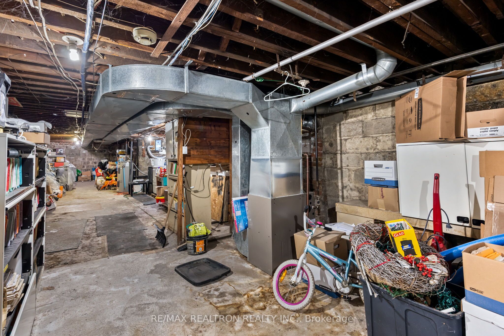 1611 Bloor Street Property Photo 26