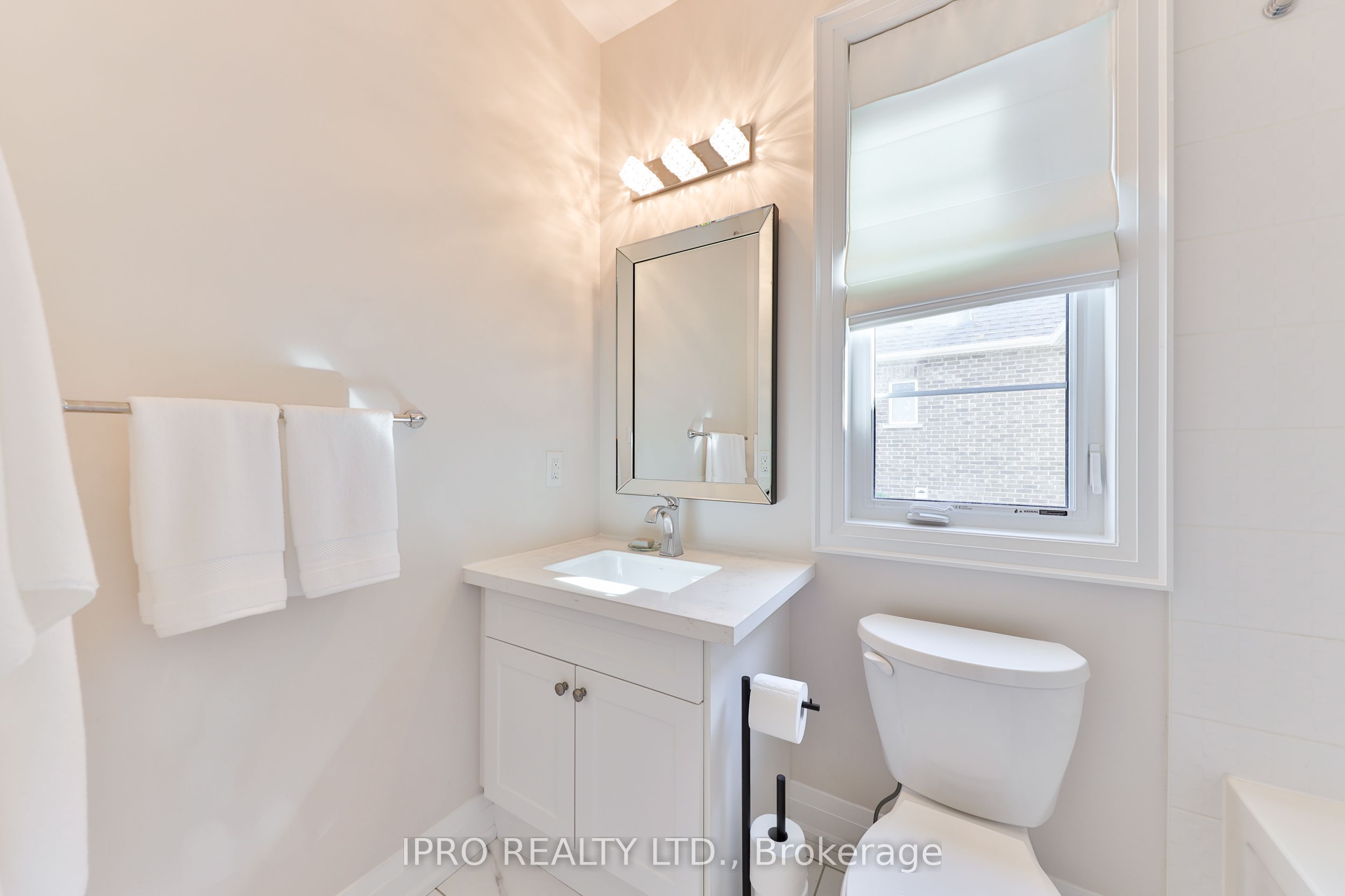 226 Mcwilliams Crescent Property Photo 33