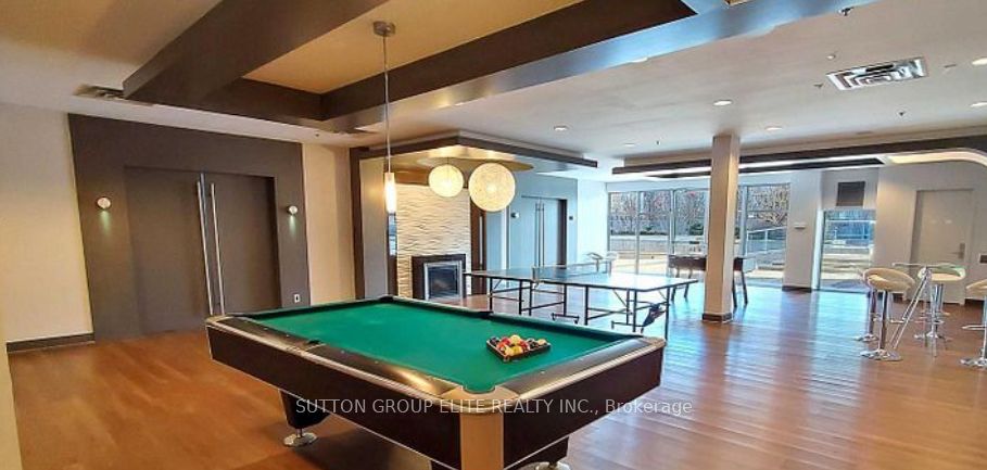 80 Absolute Street N 2411 Property Photo 16