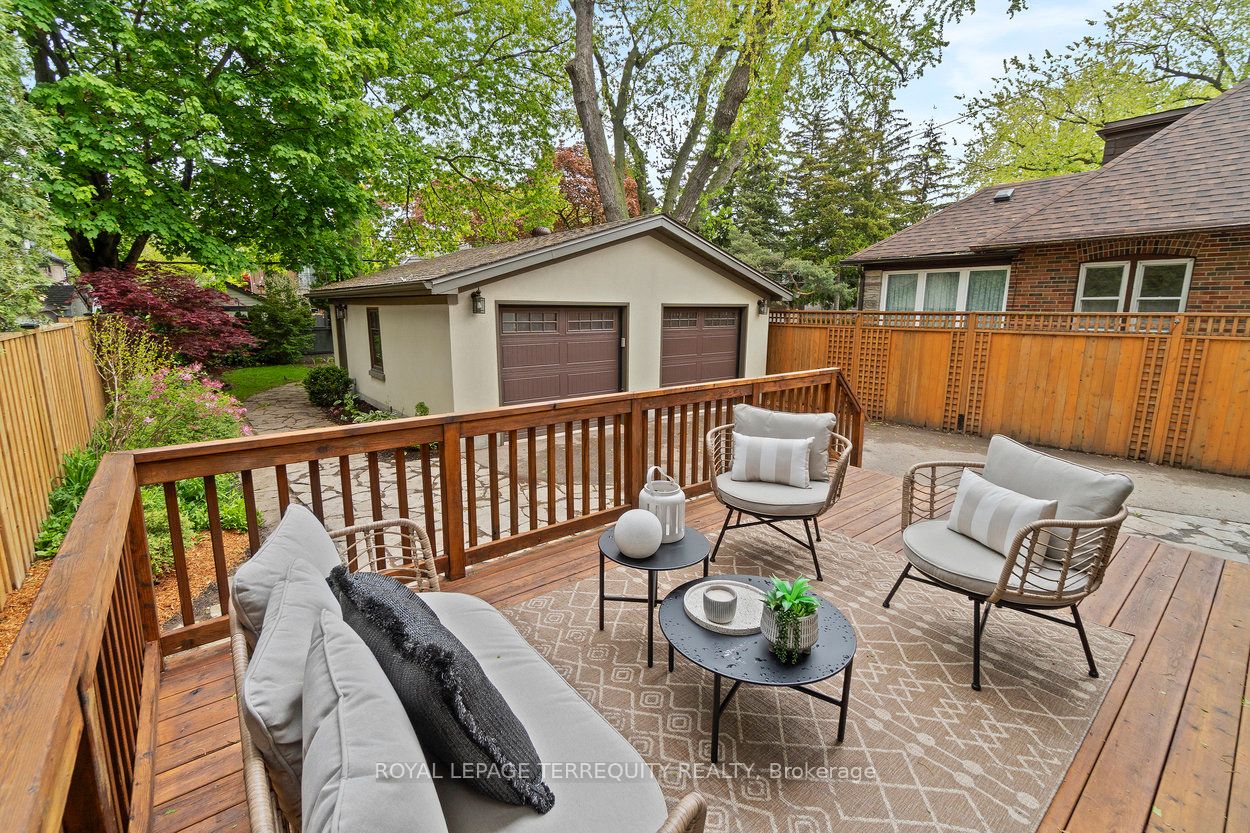 971 Royal York Road Property Photo 41
