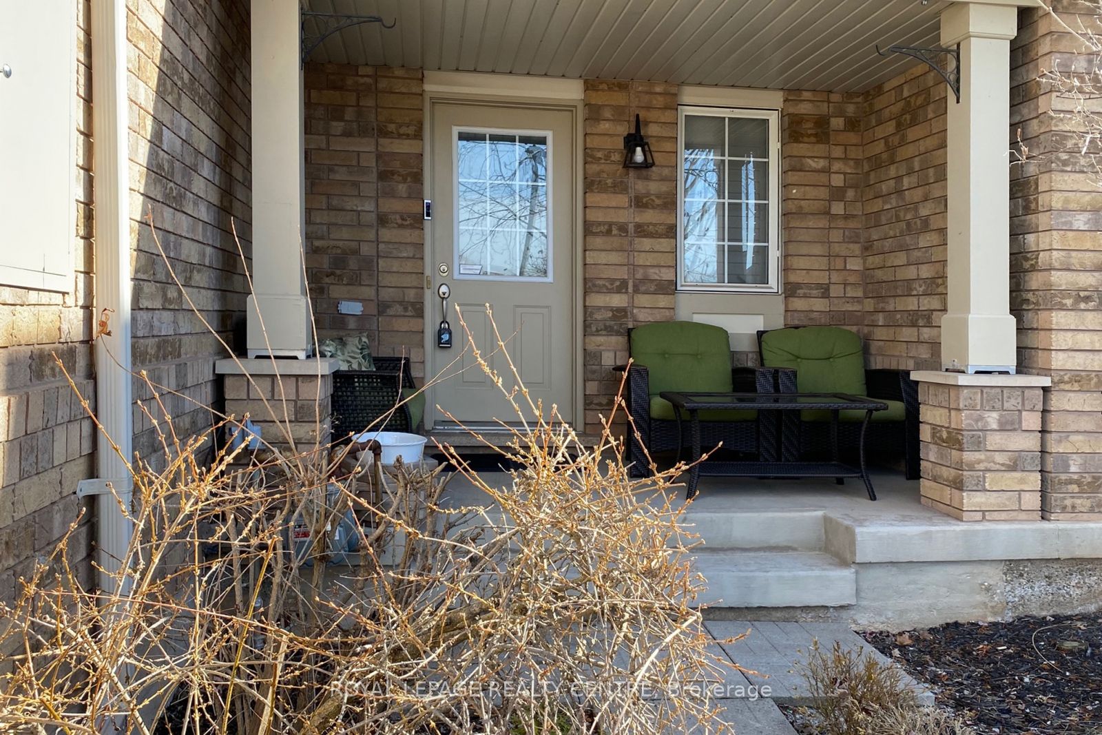 2418 Baintree Crescent Property Photo 4